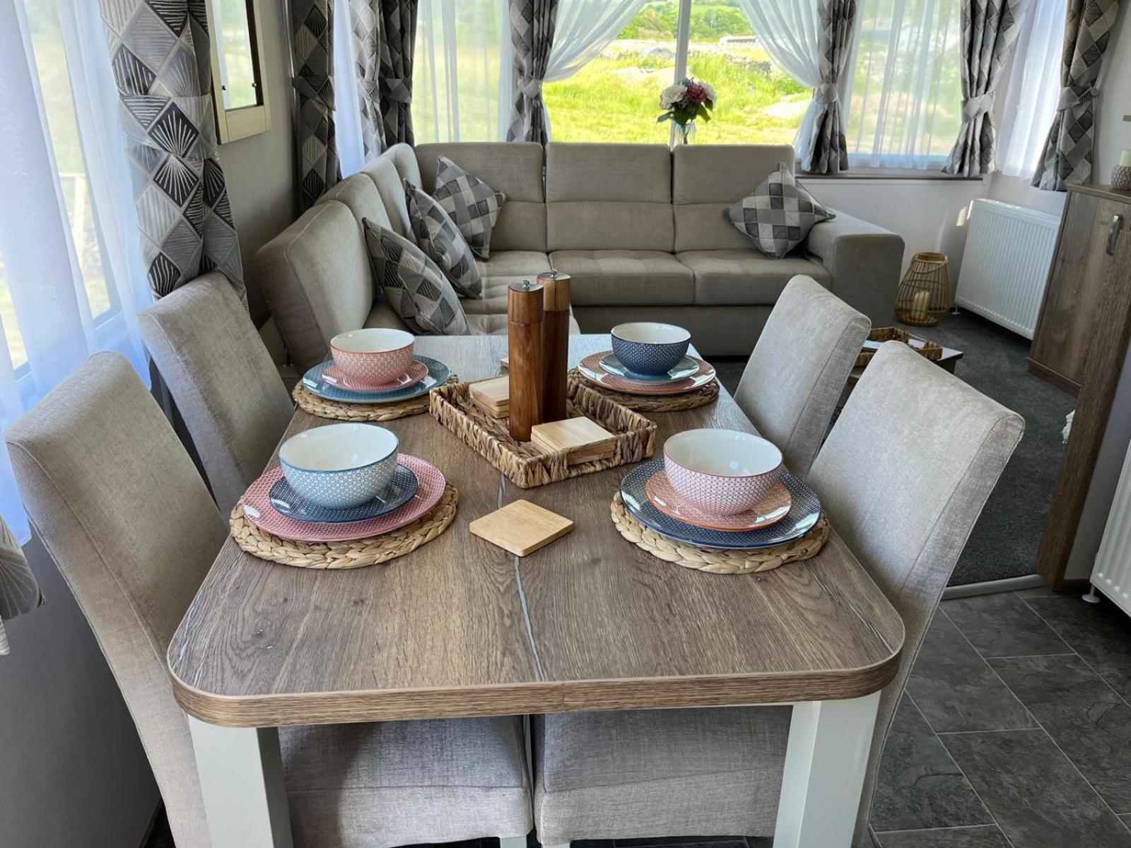 Visma Caravan Llanddwywe Exteriér fotografie